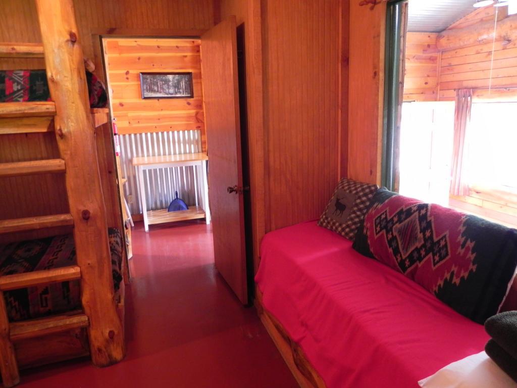 Apache Village Cabins Ruidoso Ruang foto